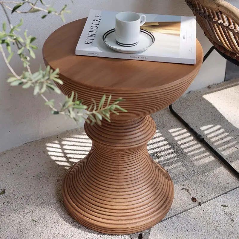 طاولة قهوة جانبية دائرية خشبية بتصميم شمالي عتيق،...