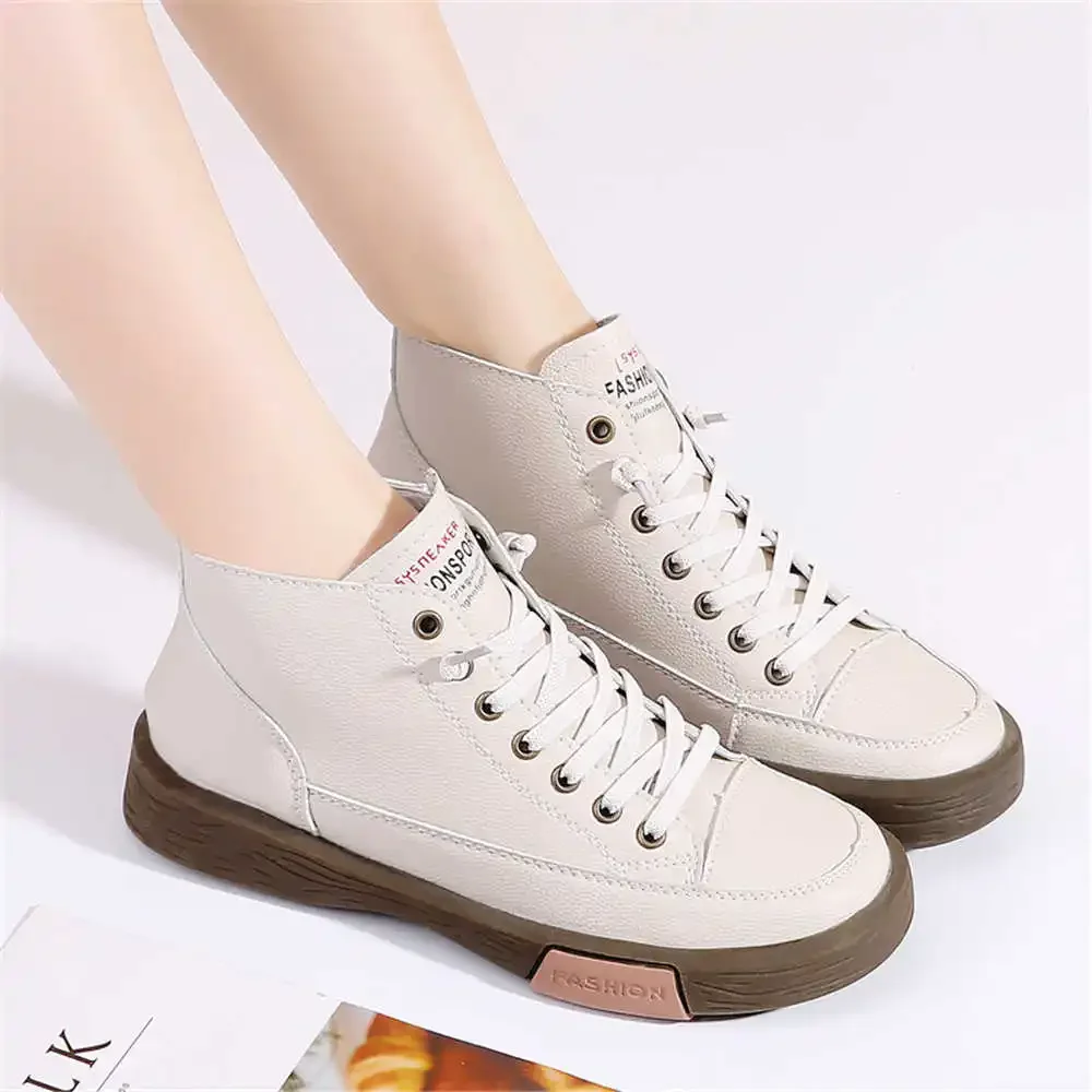 Non Slip Mid Sneakers Women Sport Vulcanize Large Size Women Shoes For Girlfriend Dropship Trendy High Tech Racing Tenya