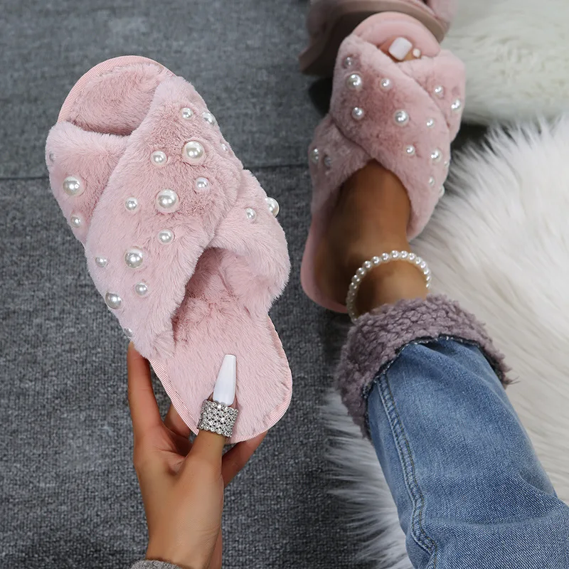 2025 New Autumn Winter Woolen Slippers for Women Flat-bottomed Home Slippers Pearl Decoration Crossed Woolen Slippers for Women