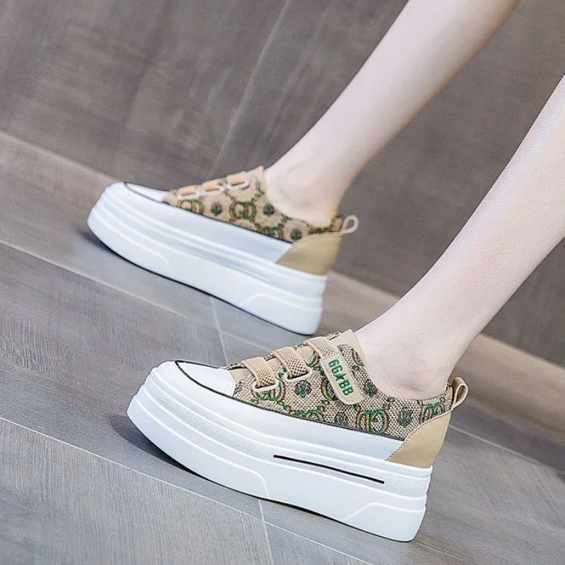 Ladies Footwear Athletic High on Platform Women's Sneakers Shoes Korean Sports Vulcanized Shoe New Arrival 2024 Daily Routine In 3