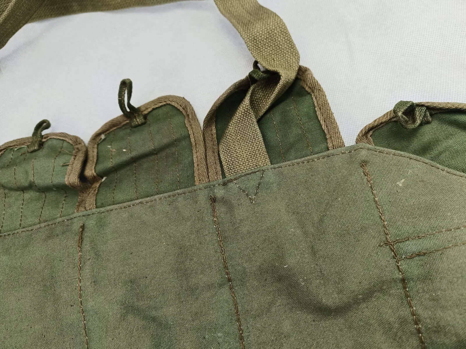 VIETNAM WAR CHINESE TYPE 81 56AK CHEST RIG AMMO POUCH GREEN