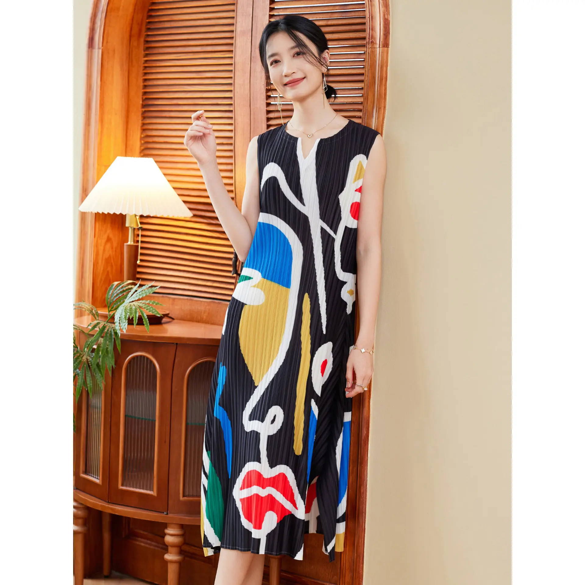 

Miyake Pleated V-neck Floral Print Dress Women Sleeveless 2024 Summer Fashion Temperament Thin Senior Undershirt Long Dresses