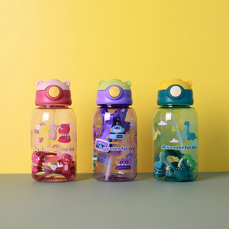 600 مللي كوب ماء للأطفال زجاجة مياه للأطفال مع قش ومقبض زجاجة شرب محمولة كوب أكواب للأطفال في الهواء الطلق