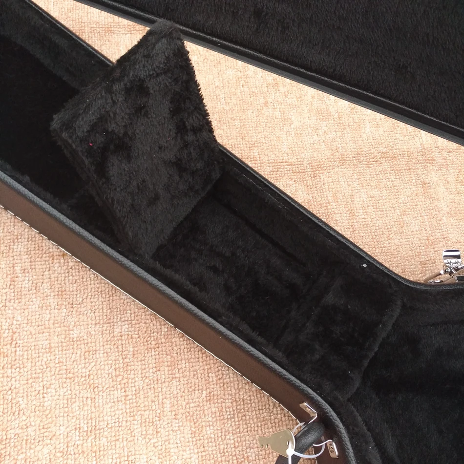 Made in China, ST, LP, TELE electric guitar hard case, black leather, black lining, chrome alloy hardware,