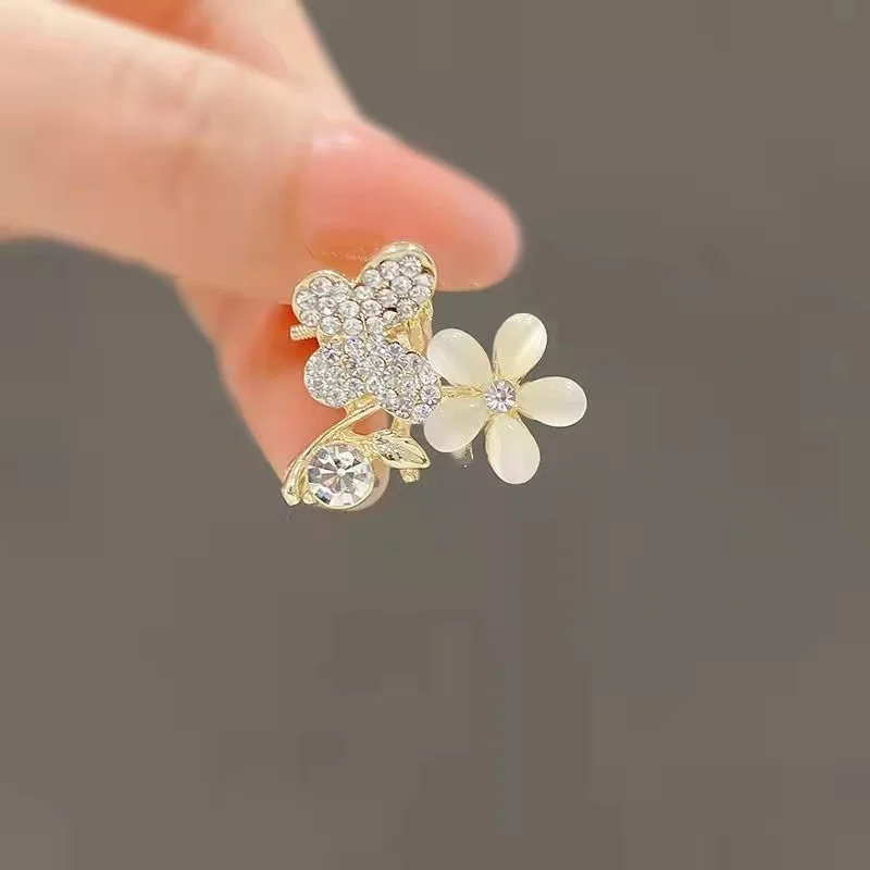 2024 New Alloy Rhinestone Women\'s Crab Hair Clips Shining Opal Side Barrettes Hair Bows Girl Headdress Spring Clip Accessories