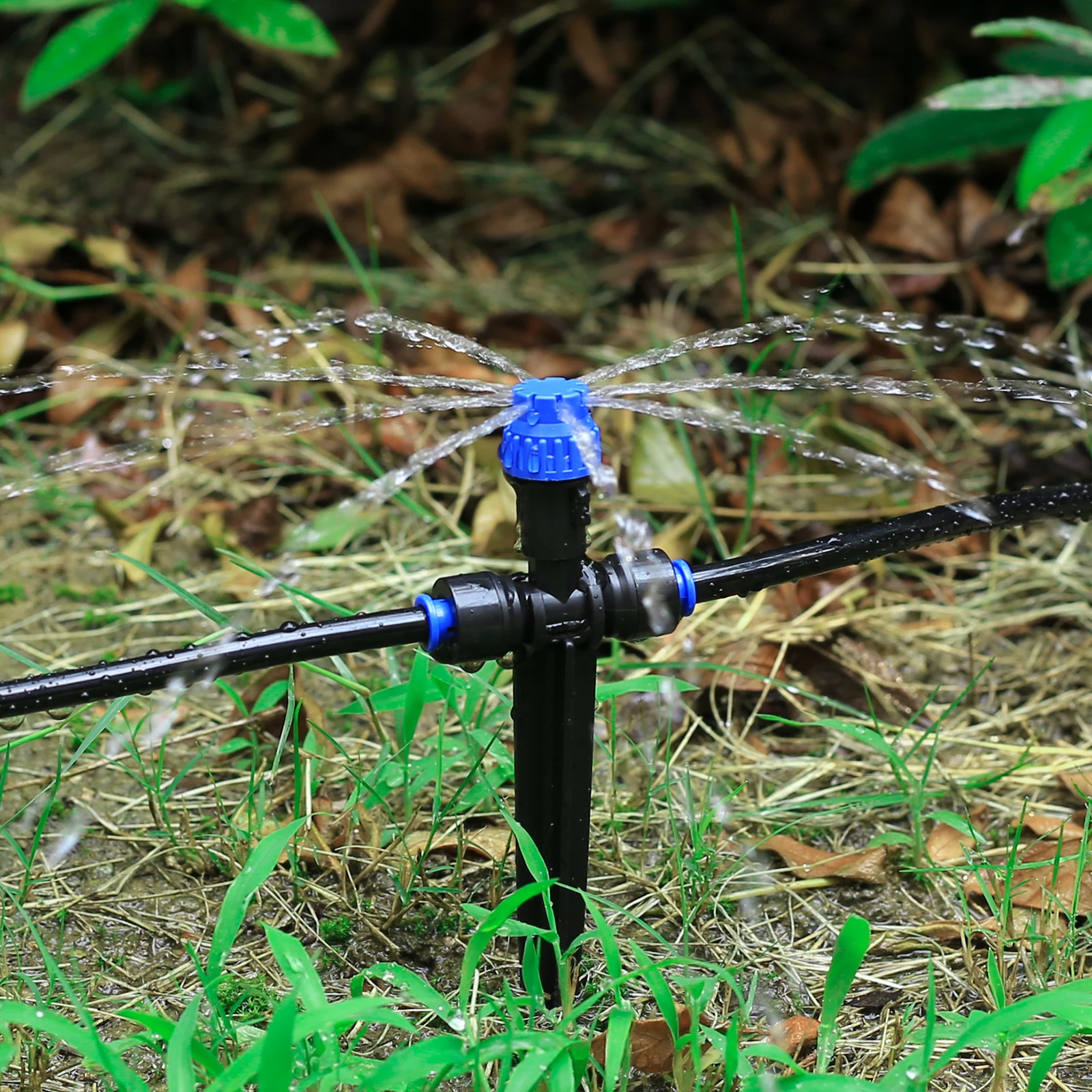 10pcs Adjustable Bracket 8 Hole Sprinkler 180&deg; Rotatable Micro-spray Droplet Emitter Watering Sprinkler Garden Irrigation Tools