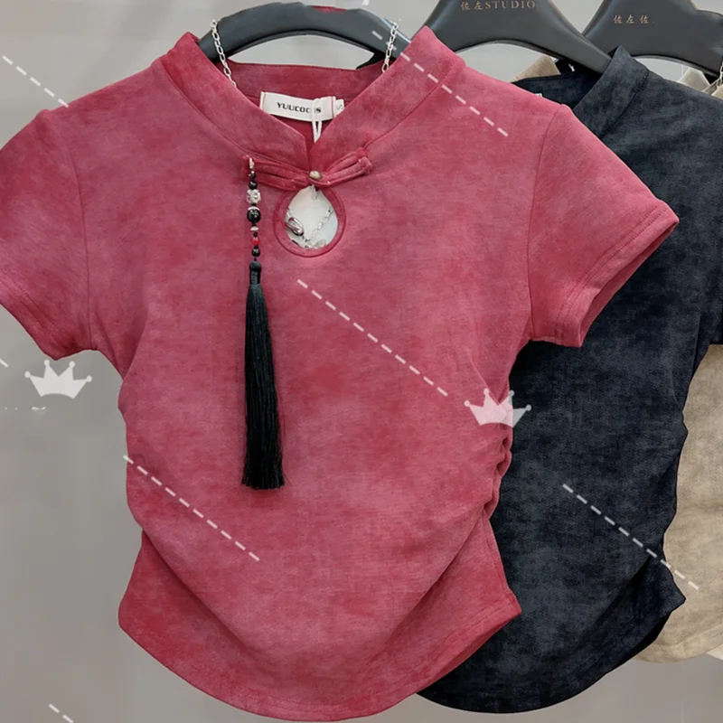 T-shirt jacket details