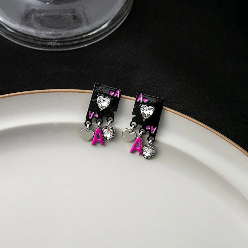 Fashion Black Crystal Tassel Heart Drop Earrings for Women Punk Vintage Metal Spade Playing Card Earrings Party Gothic Jewelry