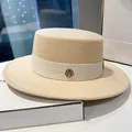 Flat top beige