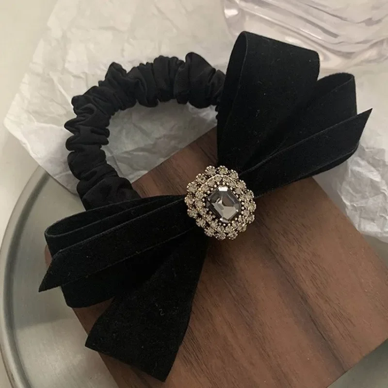 Korean Version of Retro Rhinestone Velvet Bow Hairpin Hair Rope New Elegant Black Tweed Camellia Bow Hairpin for Women Girls