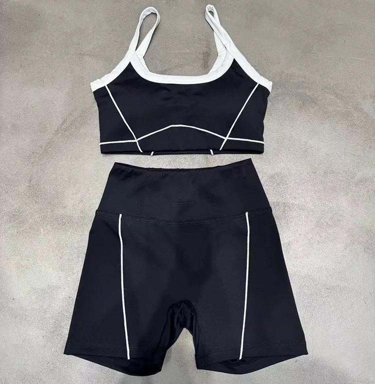 Frühlingsneuheit mit Brustpolster-Oberbekleidung, Schulterträger, kontrastierendem BH, Shorts, Yoga-Kleidung, Damen-Set – Detail 5