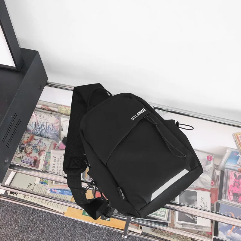 

New chest bag for men's casual Japanese style versatile shoulder bag for students fashionable sports backpack for women