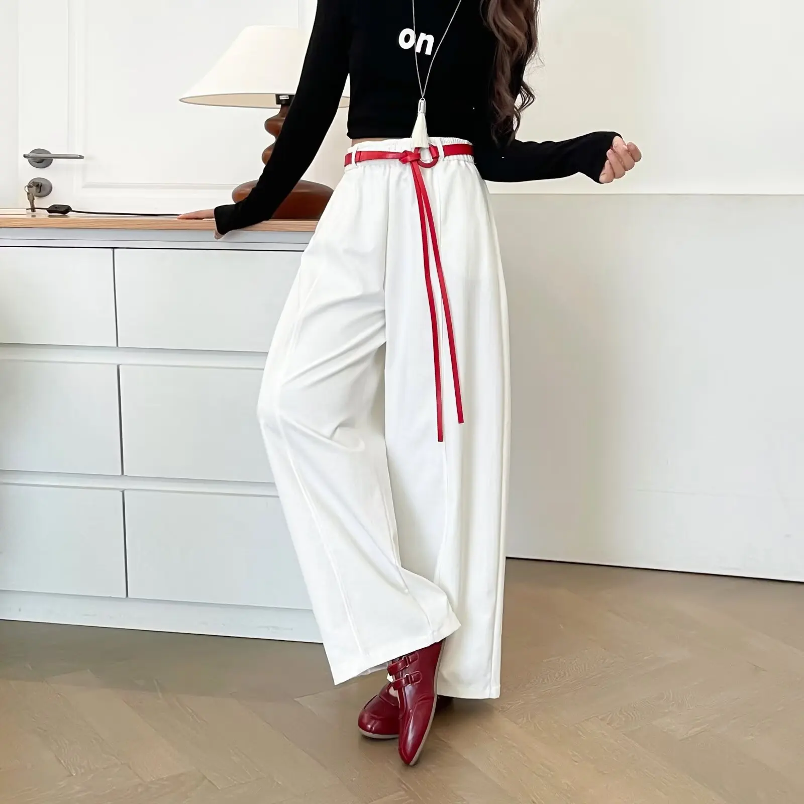 Plus Size Women's Wide Leg Pants 2025 Autumn New Style Stylish With Belt Solid Color Straight Trousers 2219