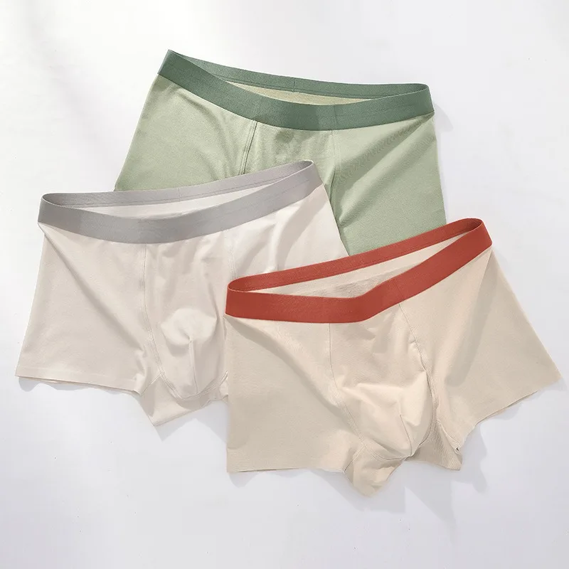 

New Xinjiang longstaple cotton cotton mens briefs midrise solid color mens boxer briefs A must for a tough man