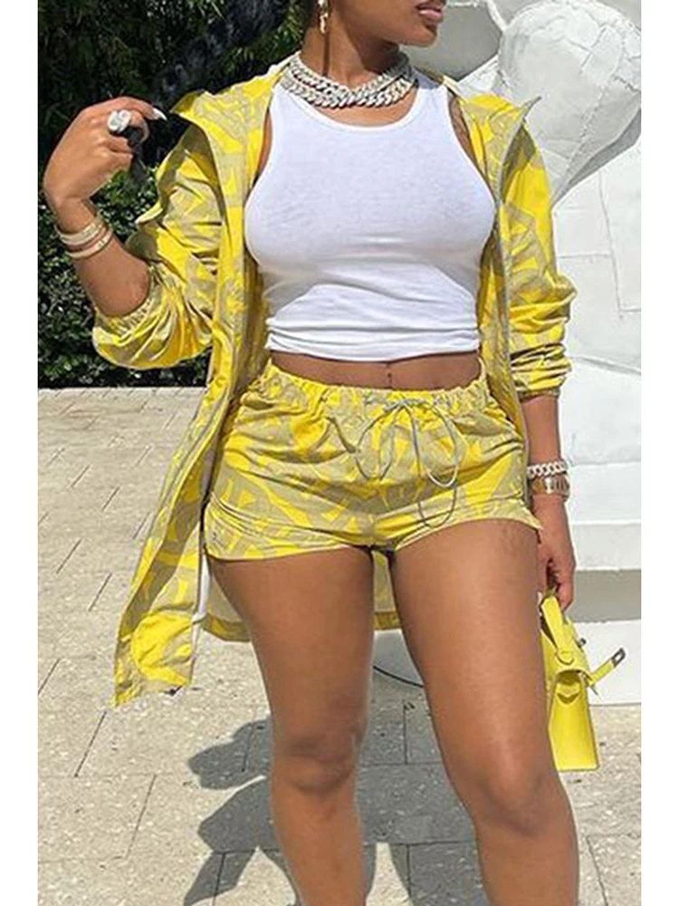 플러스 사이즈 노란색 캐주얼 프린트 후드 드로스트링, 짧은 투피스 세트 