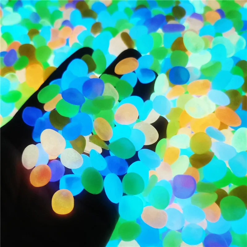 Glow in the Dark Garden Pebbles for Sidewalk Garden Terrace Lawn Patio Fish Tank Aquarium Decoration 50Pcs