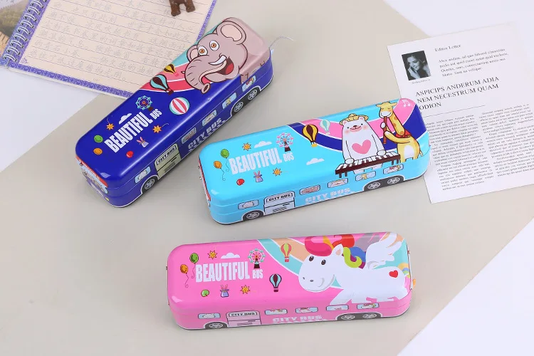 One. auto multifunkční roztomilá děti a studenti three-story autobus bílý plech papírnictví box. náhodné barva