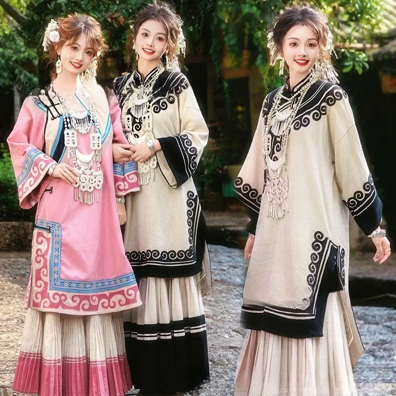

New Yi Clothing Autumn Chinese Style Traditional Ethnic Minority Photo