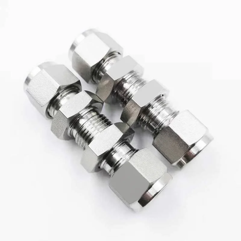 SS-600-61BT, Stainless Steel Tube Fitting, Bored-Through Bulkhead Union, 3/8 in. Tube OD, Can Combination with Swagelok