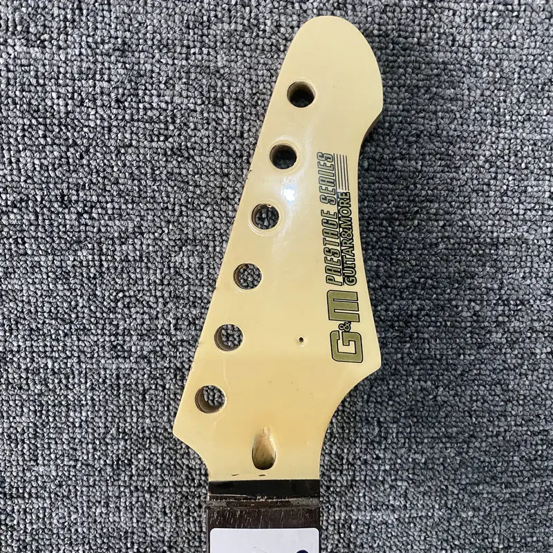 ギター用ネック　DIY 648スケール エレキギターネック木製スタイリッシュな DIY 交換ギターネック
