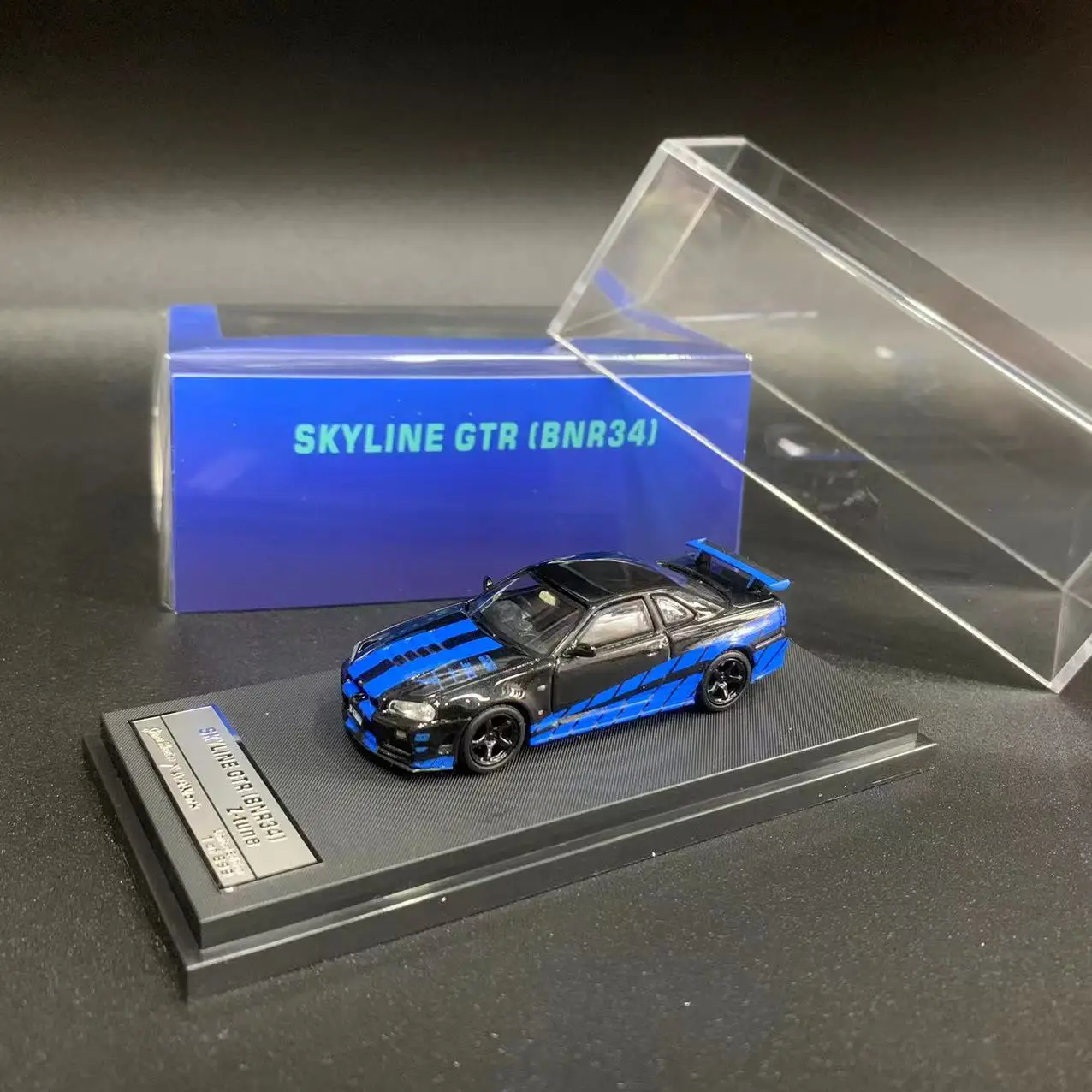 

Stance Hunters 1:64 Model Car Skyline GT-R R34 Nismo Z-Tune Alloy Vehicle-Blue Black