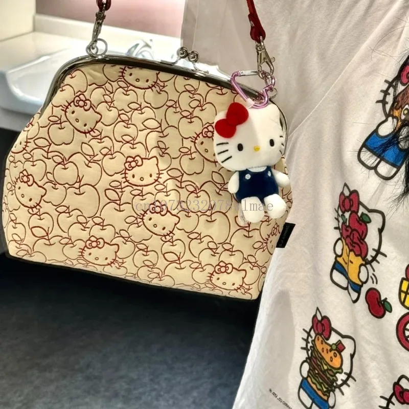 Sanrio Hello Kitty Embroidery Coin Purse Kawaii Cartoon Portable Small Change Storage Bag Shoulder Bag Makeup Bags for Girls