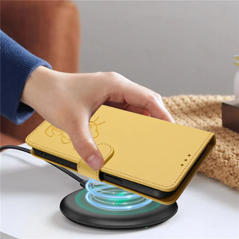 Adorable Cat Design Leather Wallet Flip Case - Universal Compatibility