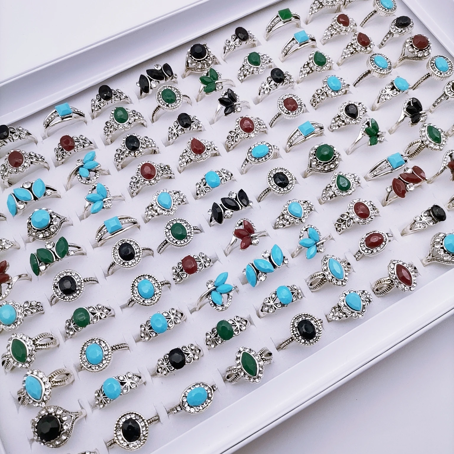 

New 50pcs Vintage Colored Stone Rings for Women Bohemian Fashion Party Charms Silver Alloy Jewelry Ring Mixed Wholesale