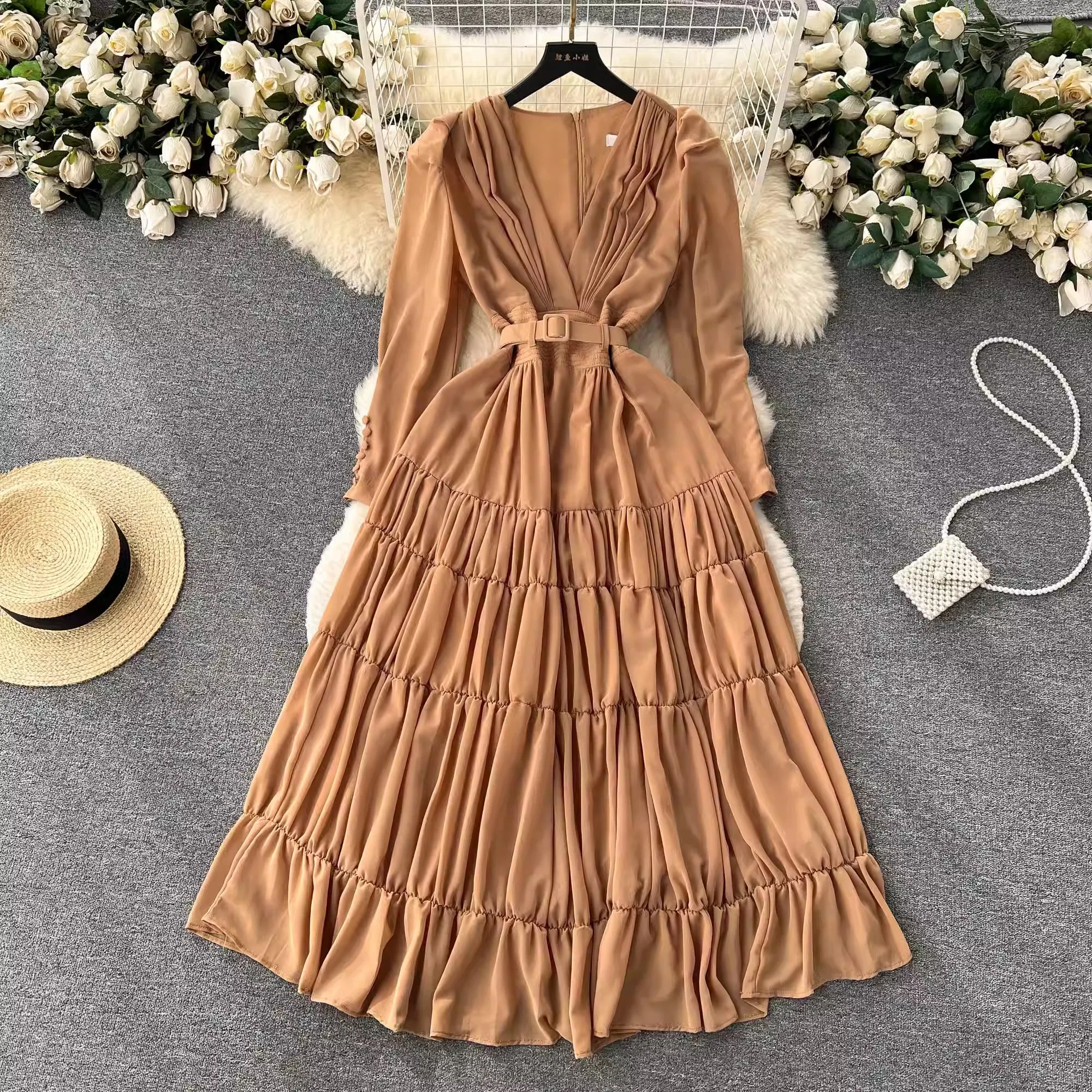 

2024 Runway Spring Summer Chiffon Long Dress Elegant Women Sexy V Neck Fold Back Buttons Deco Embroidery Holiday Maxi Belt Dress