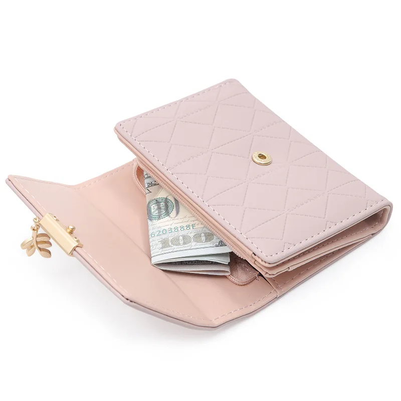 Women's Short Wallet with Fresh Checkered Leaf Pendant Leather Clutch