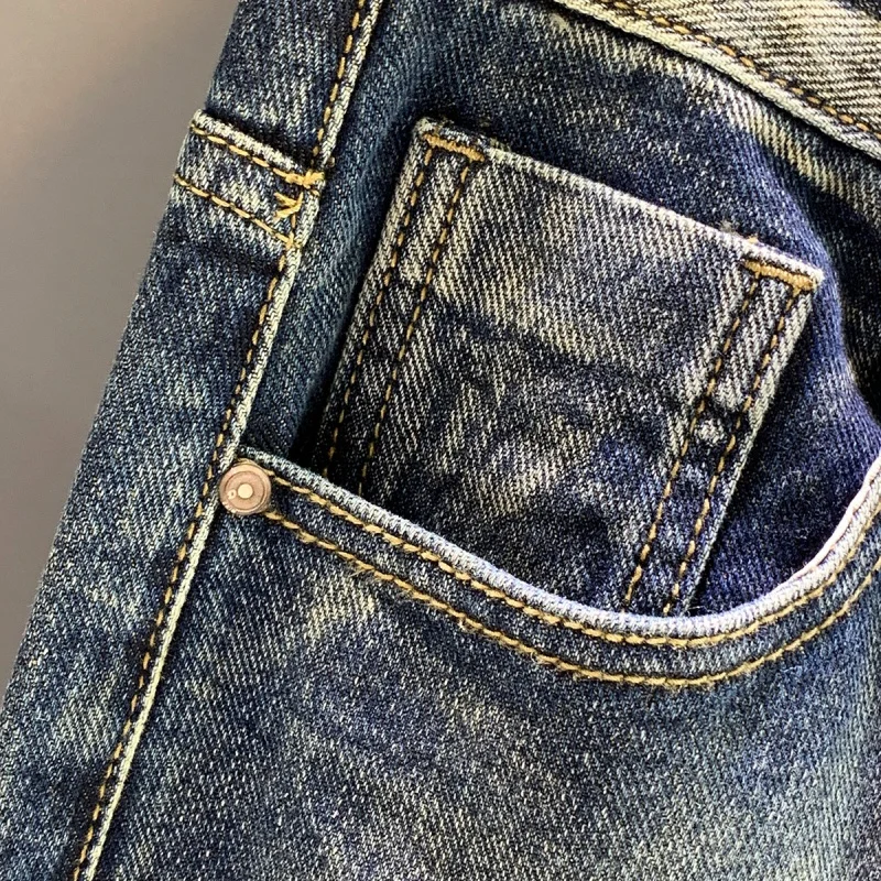 Рисунок 4 - Уличная мода свободные потертые