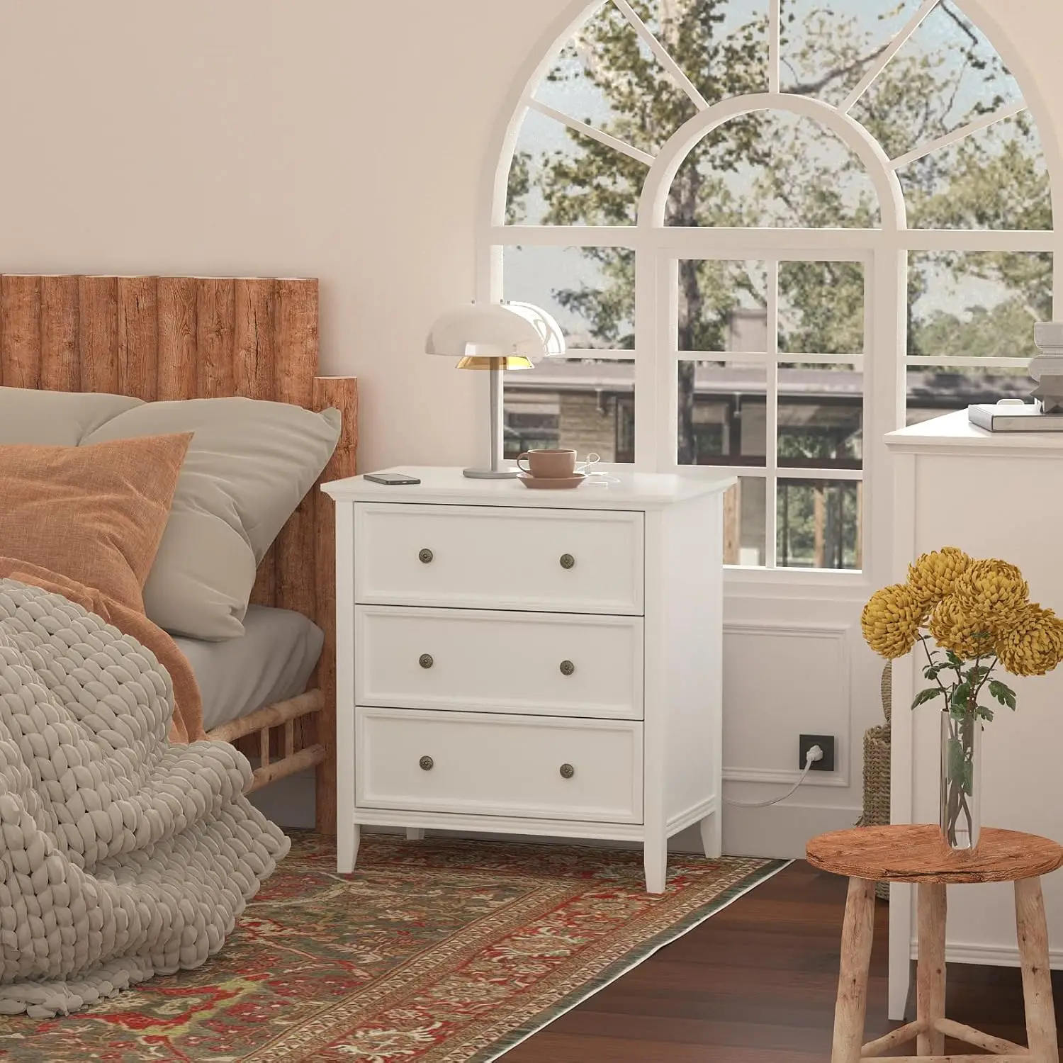 White Nightstand with 3 Drawers and Charging Station, Solid Wood Nightstand Organizer for Bedroom