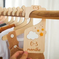 Baby Wooden Dividers Closet Size Wardrobe Separator Star Moon Milestone Cards Months Organizers Kids Photography Accessories 3