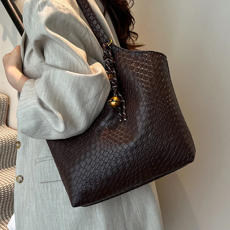 Borsa a tracolla da donna di grande capacità, nuova borsa versatile per il pendolarismo estivo, borsa sottobraccio alla moda e borsa tote per donna - immagine 2