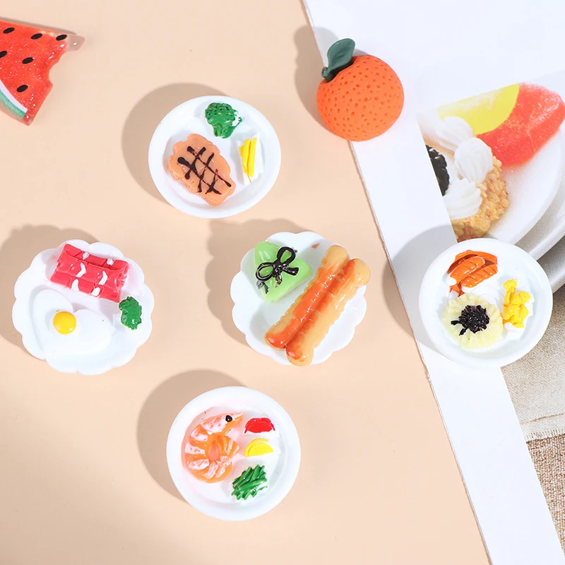 5Pcs 1:12 Dollhouse Simulation Mini Food Model Ornaments Breakfast Plate Egg Bread Dollhouse Accessories Kids Toy Randomly Sent