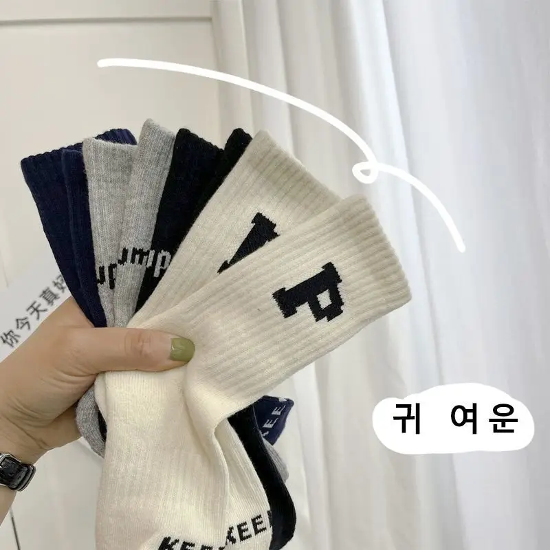 

Women Socks Korean Version Of The Middle Tube Warm Keeping Letter P Sports Casual Socks Men And Women Socks In Autumn And Winter
