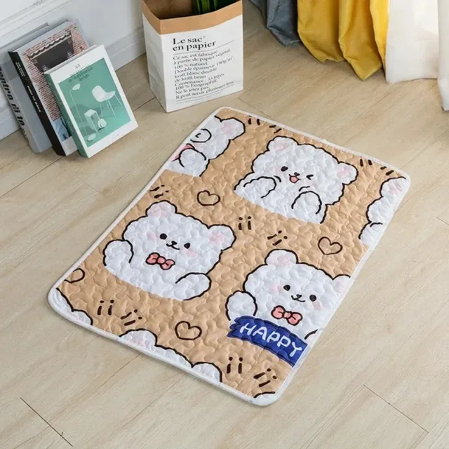 Reusable Washable Pet Pee Pad Dog Urine Mat for Bed & Training Absorbent Pet Diaper Mat Four Seasons Suitable Essential Dog Mat 2