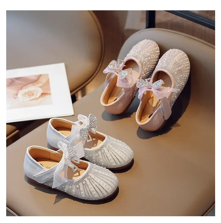 Description Picture 3 of itemChildren's Girl Princess Shoes New Soft Sole PU Leather School Student Flats Kids Rhinestone Crystal Footwear Size 23-35