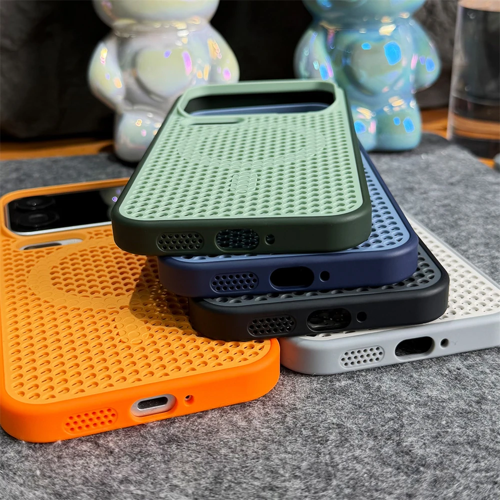 Magnetic Honeycomb Cooling Wireless Charging Breathable Shockproof Case