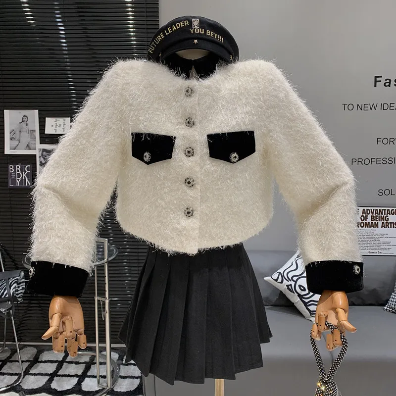 

Water Diamond Flower Button Plush Round Neck with Cotton Clip for Warm Short Coat Contrast Spliced short jacket for women