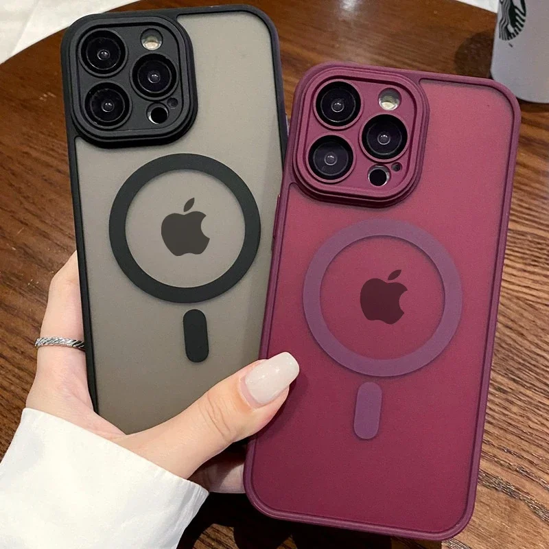Luxuru Translucent Magnetic Matte Case for Wireless Charging, Shockproof Cover