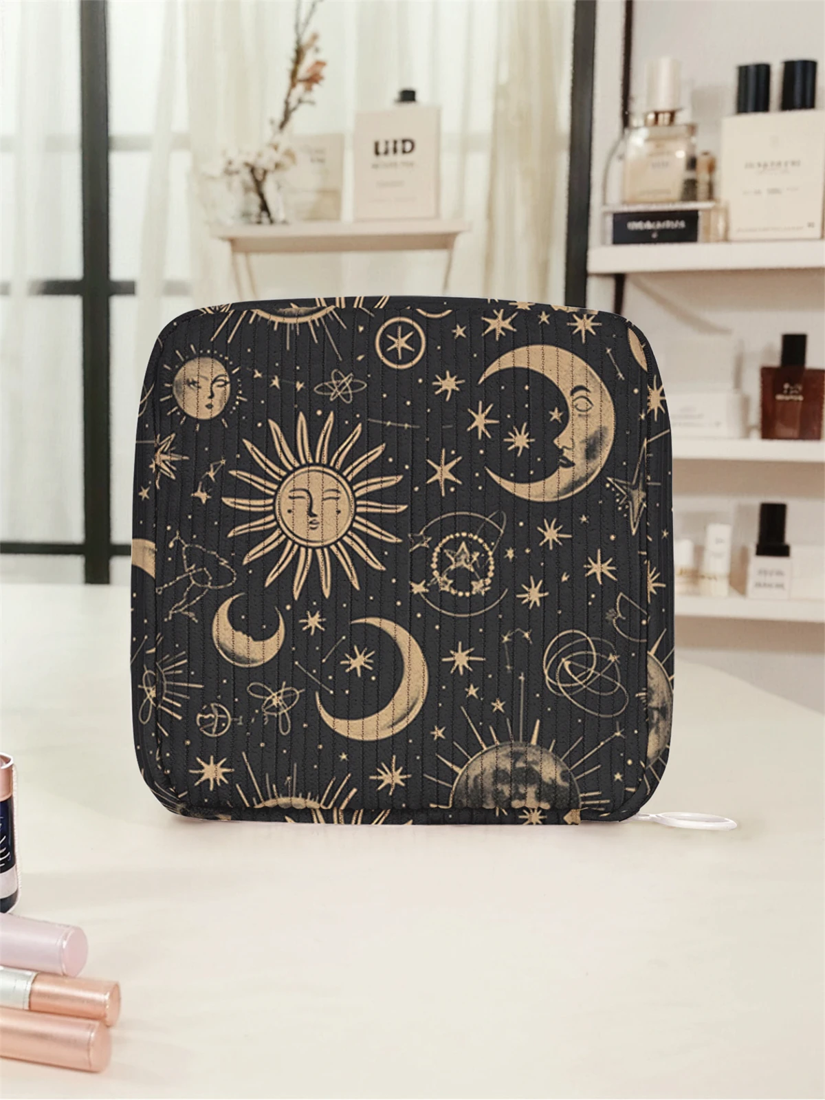 Moon and star pattern printed sanitary napkin storage bag, women's lightweight tissue bag, sanitary tissue bag