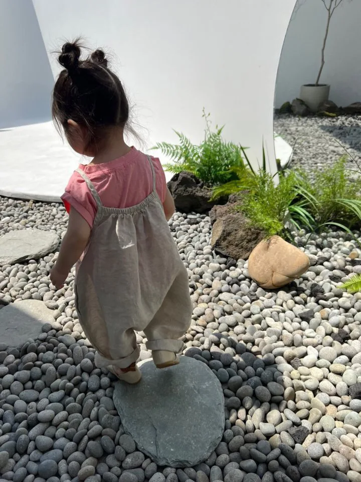 2025 Summer New Girls Loose Overalls Versatile Kids Sling Trouser Baby Dot Print Jumpsuit Toddler Casual Pants Children Clothes