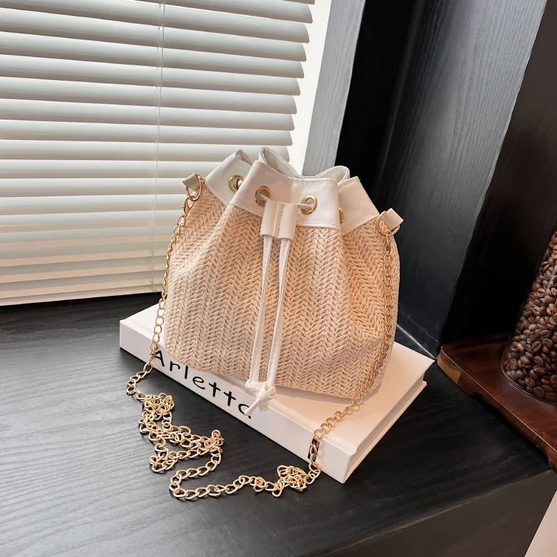 Рисунок 2 - Сумка кросс-боди Женская на шнурке