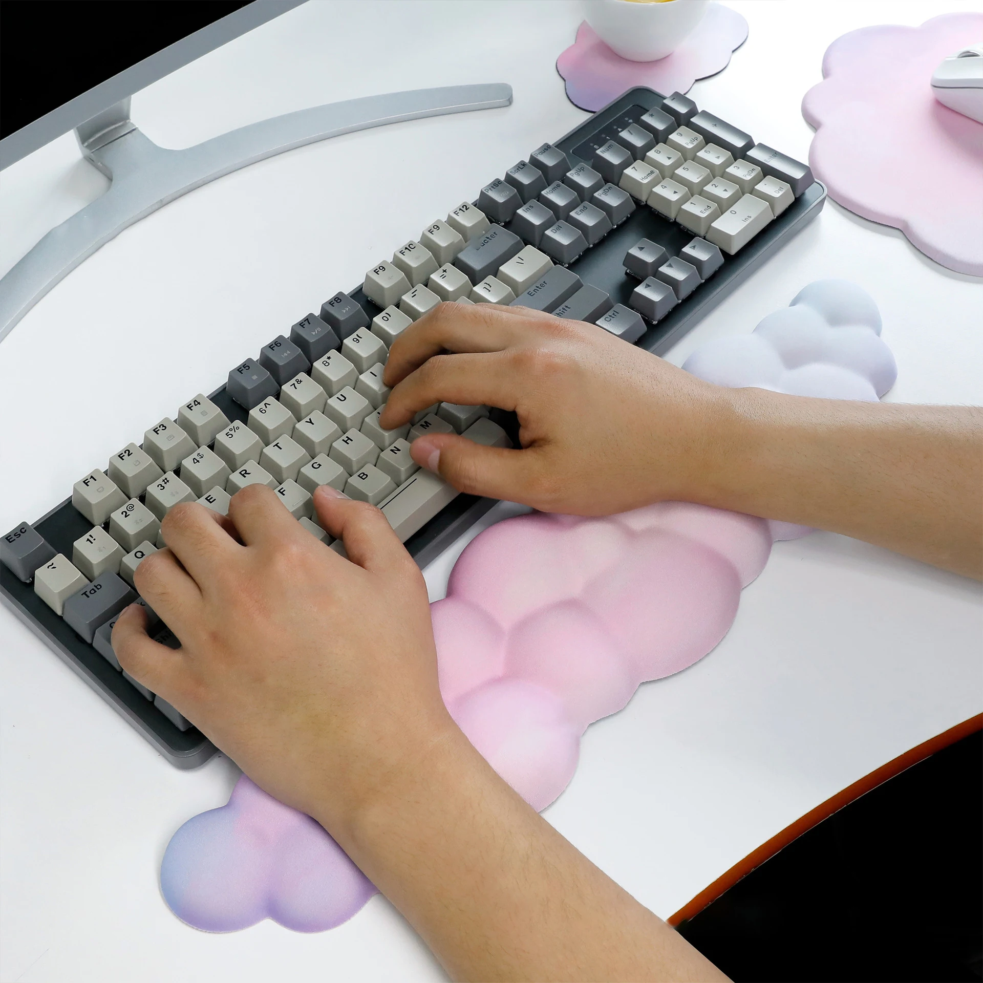 Mouse pad with wrist rest keyboard cloud anti-slip memory foam desktop office gamer mouse wrist rest