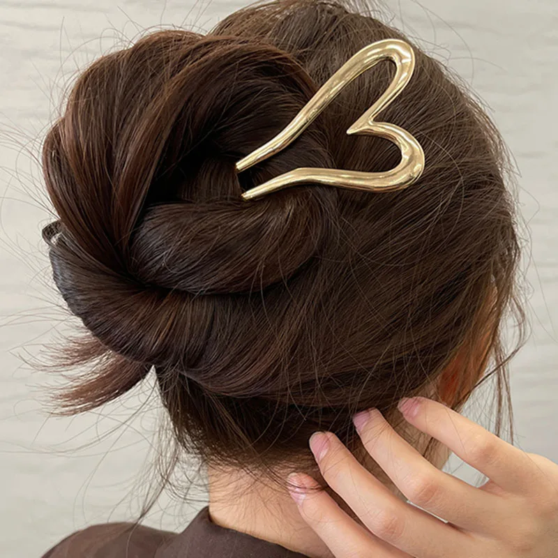 ★SIO★SIO BUTTON HAIR PIN [HEART]★正規品/韓国送料込 Korean Metal U Shape Love Heart Hair Pins for Women Girls