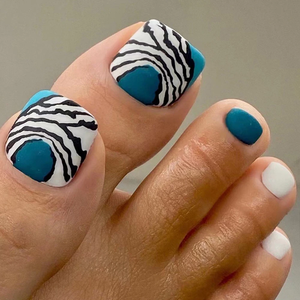 24pcs False Toenails Black White Lines Design Fake Toenails Press On Nails  Short Square Full Cover Artificial Feetnail With Glue - AliExpress
