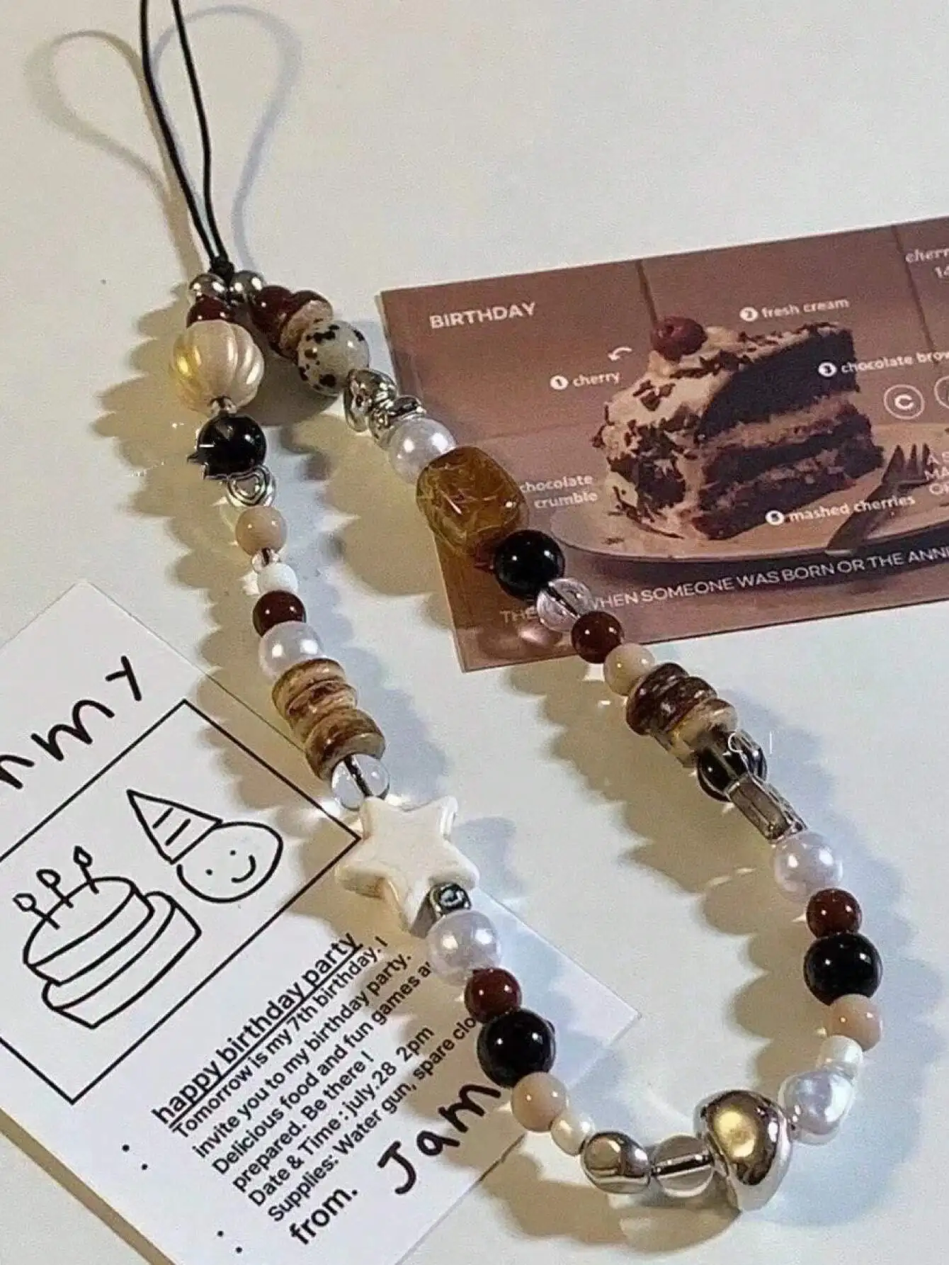Vintage Brown Beaded Phone Strap With Short Rope Wrist Accessory Beaded Chain Camera Pendant For Women