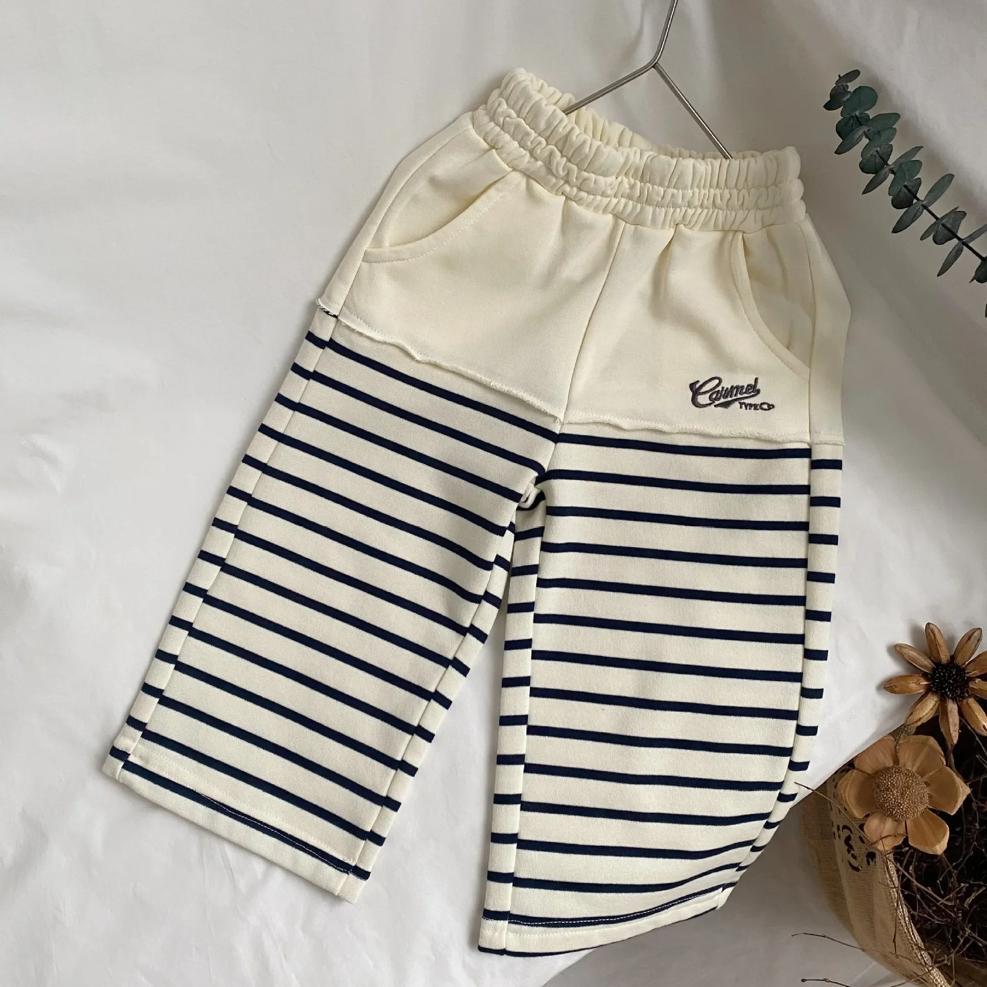 

Korean Autumn New Children's Stripe Embroidery Spliced Knitted Wide Leg Pants Men's and Women's Treasure Casual Pants