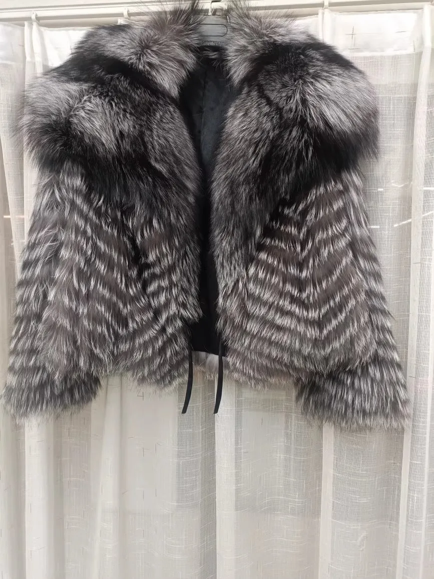 Genuine Women Fox Fur Short Coat Jacket With Big Collar 2026 Silver Red Fox Cozy Fuzzy Outerwear Luxury Casual Stripe Sexy Cloth